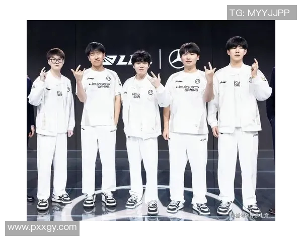 和平精英战术解析:深入探讨IG战队的团队配合与战术执行 和平精英战术解析:深入探讨IG战队的团队配合与战术执行